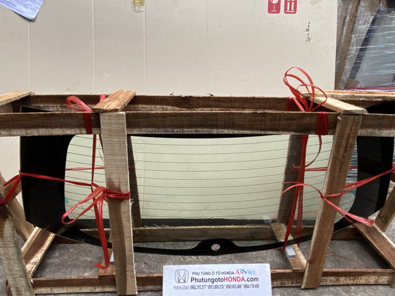 Kính hậu xe Honda CRV 2021-2024